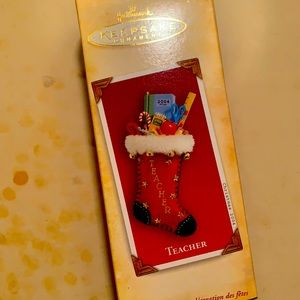 *NEW* Hallmark Christmas Ornament ~ Teacher 🍎